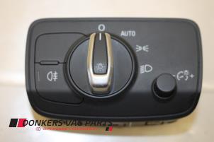 Gebruikte Licht Schakelaar Audi A3 Prijs € 50,00 Inclusief btw aangeboden door Donkers VAG Parts