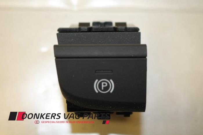 Gebruikte Handrem schakelaar Audi A3 Limousine (8VS/8VM) 2.0 TFSI 16V Prijs € 25,00 Inclusief btw aangeboden door Donkers VAG Parts