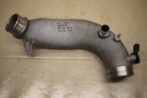 Gebruikte Intercooler Buis Audi RS 6 Avant (C6) RS6 5.0 V10 40V TFSI Prijs € 175,00 Margeregeling aangeboden door Donkers VAG Parts