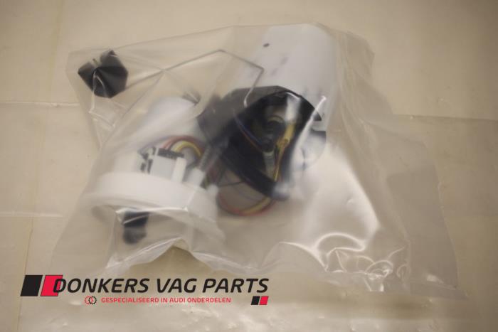 Gebruikte Tank element Pomp Audi A6 Avant (C7) 3.0 V6 24V TFSI Quattro Prijs € 200,01 Inclusief btw aangeboden door Donkers VAG Parts