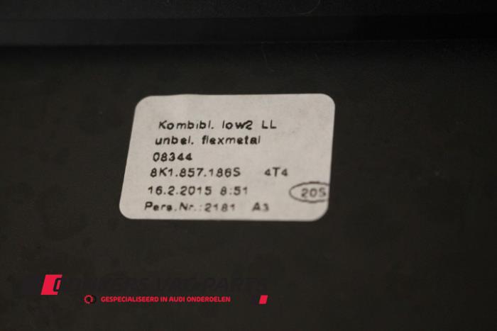 Kilometerteller sierlijst van een Audi A4