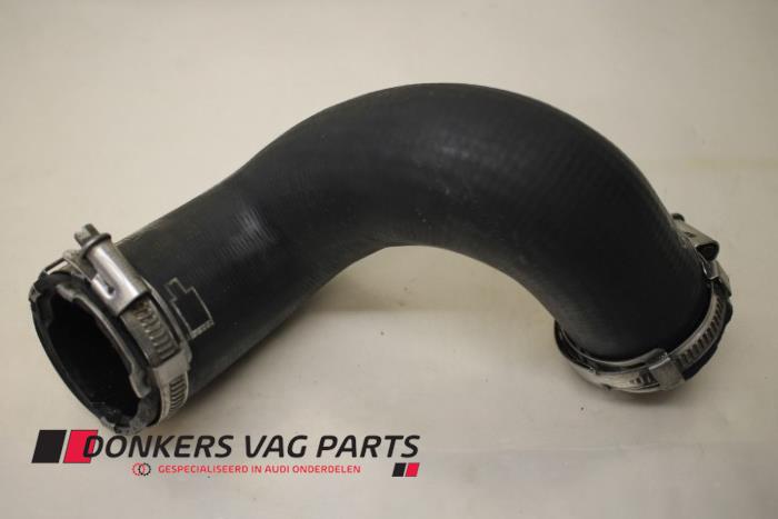Gebruikte Intercooler Slang Audi A4 Cabrio (B7) 2.0 TFSI 20V Prijs € 25,00 Margeregeling aangeboden door Donkers VAG Parts