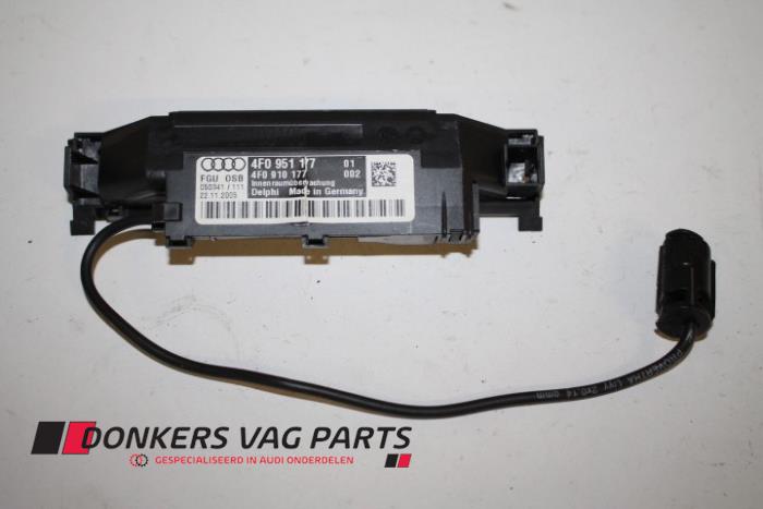Gebruikte Alarm module Audi A6 Prijs € 35,00 Margeregeling aangeboden door Donkers VAG Parts