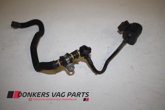 Gebruikte Leiding (diversen) Audi RS 6 Avant (C7) 4.0 V8 TFSI 32V Prijs € 50,00 Inclusief btw aangeboden door Donkers VAG Parts