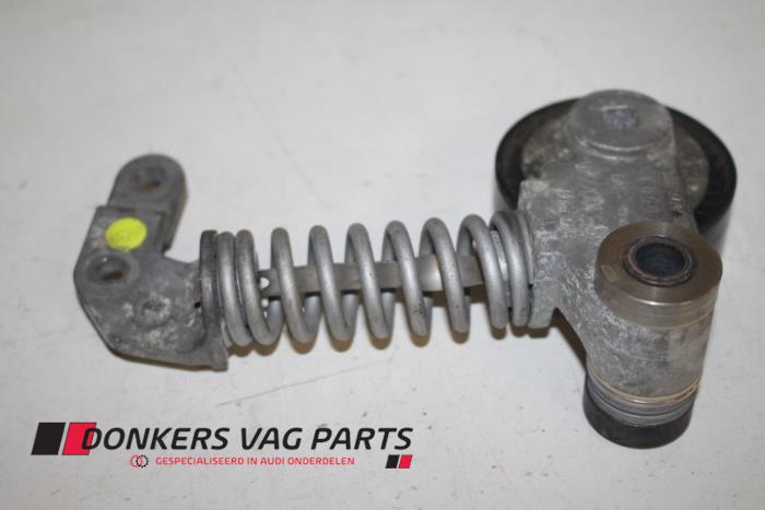 Gebruikte Spanner multiriem Audi RS 6 Avant (C7) 4.0 V8 TFSI 32V Prijs € 75,00 Inclusief btw aangeboden door Donkers VAG Parts