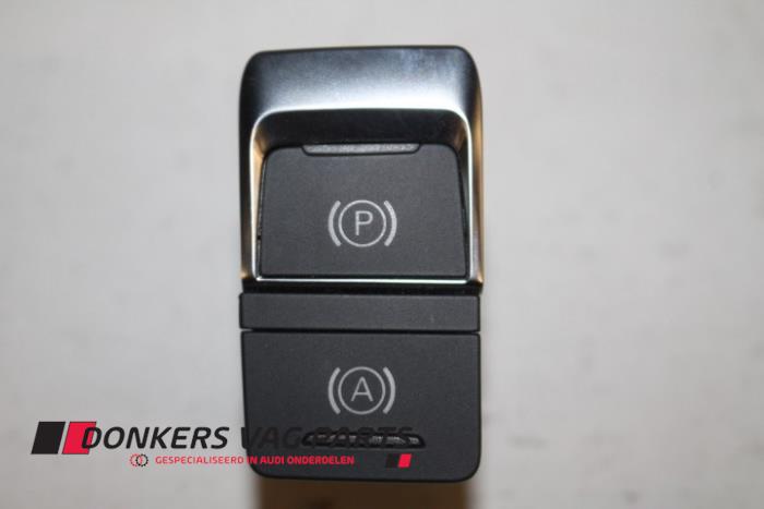 Gebruikte Handrem schakelaar Audi RS7 Sportback (4GA/4GF) 4.0 V8 TFSI 32V Prijs € 20,00 Inclusief btw aangeboden door Donkers VAG Parts