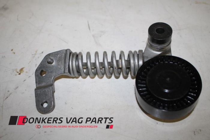 Gebruikte Spanner multiriem Audi RS7 Sportback (4GA/4GF) 4.0 V8 TFSI 32V Prijs € 75,00 Inclusief btw aangeboden door Donkers VAG Parts