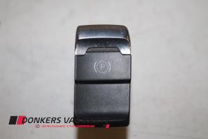 Gebruikte Schakelaar handrem Audi S4 (B8) S4 3.0 TFSI V6 24V Prijs € 8,00 Margeregeling aangeboden door Donkers VAG Parts