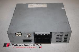 Gebruikte Radio module Audi A4 Prijs € 350,00 Margeregeling aangeboden door Donkers VAG Parts