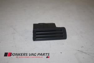 Gebruikte Diversen Audi A4 (B8) 2.0 TDI 16V Prijs € 3,00 Margeregeling aangeboden door Donkers VAG Parts
