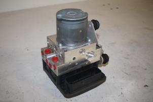 Gebruikte ABS Pomp Audi S8 (D4) 4.0 V8 TFSI 32V Prijs € 500,00 Margeregeling aangeboden door Donkers VAG Parts