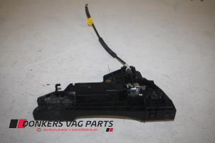 Gebruikte Steun (diversen) Audi A6 (C7) 3.0 TDI V6 24V Quattro Prijs € 20,00 Margeregeling aangeboden door Donkers VAG Parts