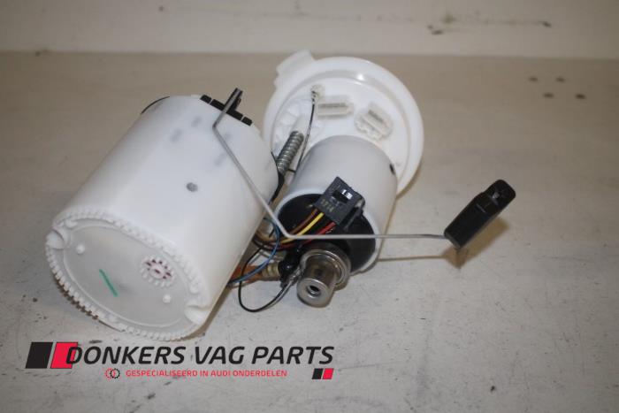 Gebruikte Tank element Pomp Audi A6 Allroad Quattro (C7) 3.0 V6 24V TFSI Prijs € 200,01 Inclusief btw aangeboden door Donkers VAG Parts