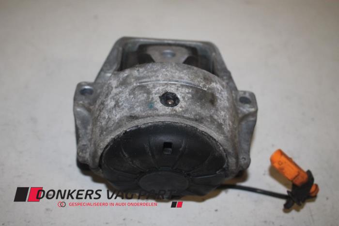 Gebruikte Motorrubber Audi S4 (B8) S4 3.0 TFSI V6 24V Prijs € 40,00 Margeregeling aangeboden door Donkers VAG Parts