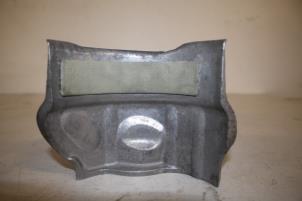 Gebruikte Afdekplaat diversen Audi A6 Avant (C7) 3.0 TDI V6 24V Quattro Prijs € 7,50 Margeregeling aangeboden door Donkers VAG Parts