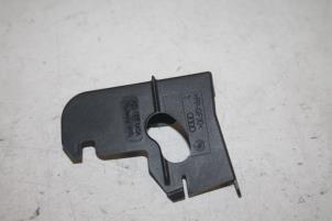 Gebruikte Diversen Audi A5 (8T3) 2.0 TDI 16V Prijs € 2,00 Margeregeling aangeboden door Donkers VAG Parts