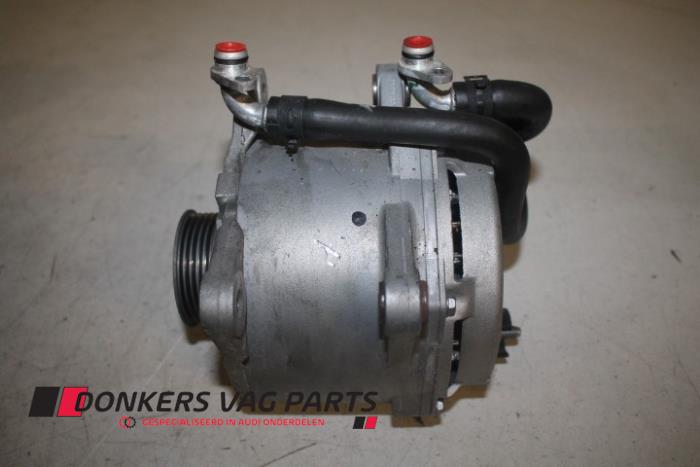 Gebruikte Dynamo Audi RS 6 Avant (C7) 4.0 V8 TFSI 32V Prijs € 182,01 Inclusief btw aangeboden door Donkers VAG Parts