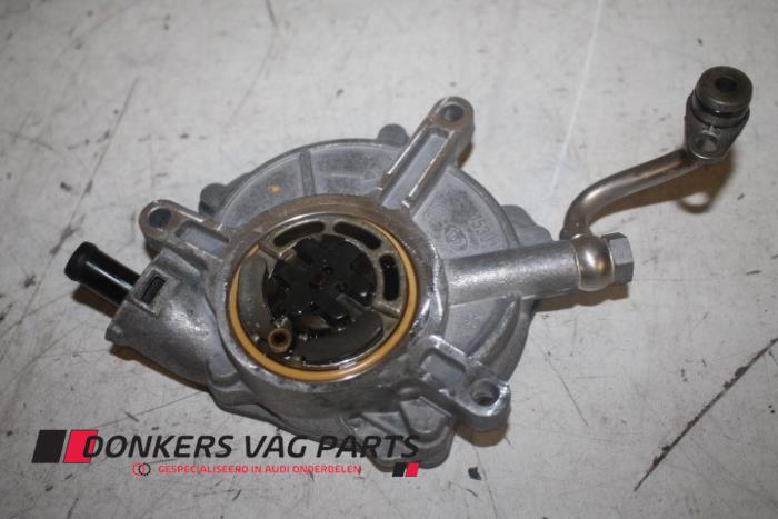 Gebruikte Vacuumpomp (Benzine) Audi RS 6 Avant (C7) 4.0 V8 TFSI 32V Prijs € 200,01 Inclusief btw aangeboden door Donkers VAG Parts