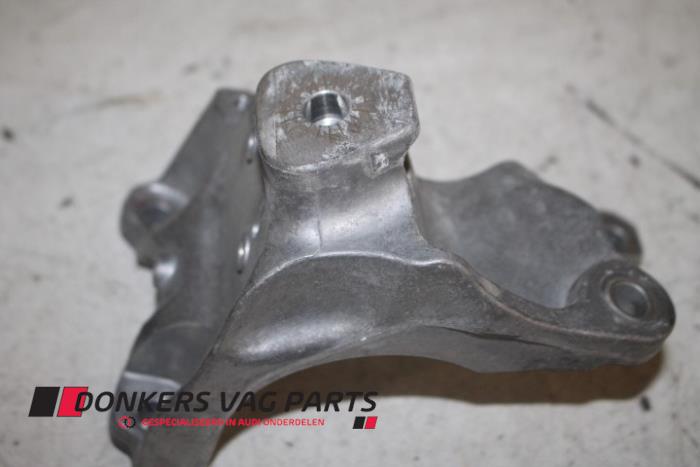 Gebruikte Motorrubber Audi RS 6 Avant (C7) 4.0 V8 TFSI 32V Prijs € 20,00 Inclusief btw aangeboden door Donkers VAG Parts