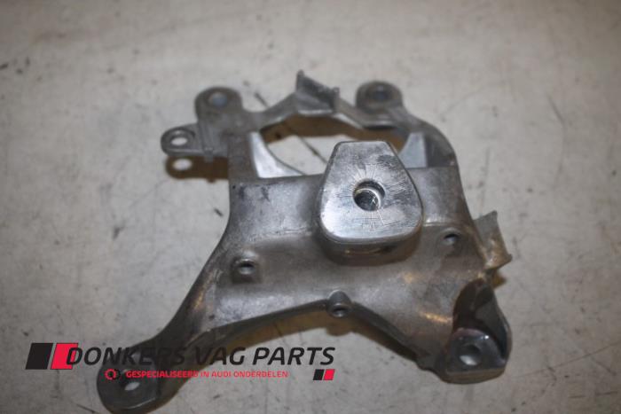 Gebruikte Motorrubber Audi RS 6 Avant (C7) 4.0 V8 TFSI 32V Prijs € 20,00 Inclusief btw aangeboden door Donkers VAG Parts
