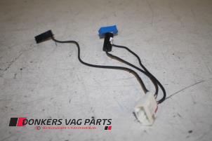 Gebruikte Microfoon Audi SQ5 (8RB) 3.0 TDI V6 24V Prijs € 25,00 Margeregeling aangeboden door Donkers VAG Parts