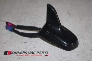 Gebruikte GPS Antenne Audi SQ5 (8RB) 3.0 TDI V6 24V Prijs € 50,00 Margeregeling aangeboden door Donkers VAG Parts