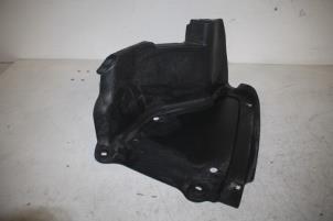Gebruikte Bodem beschermplaat Audi Q5 Prijs € 11,99 Inclusief btw aangeboden door Donkers VAG Parts