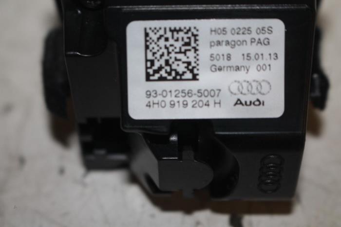 Klok (tijd) van een Audi A8 2014