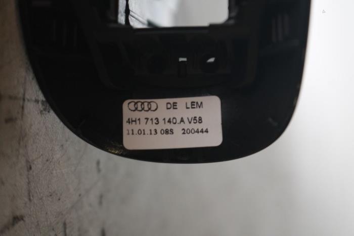 Versnellingspook van een Audi A8 2014