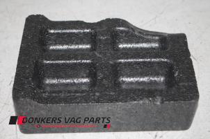 Gebruikte Diversen Audi A8 Prijs € 5,00 Inclusief btw aangeboden door Donkers VAG Parts
