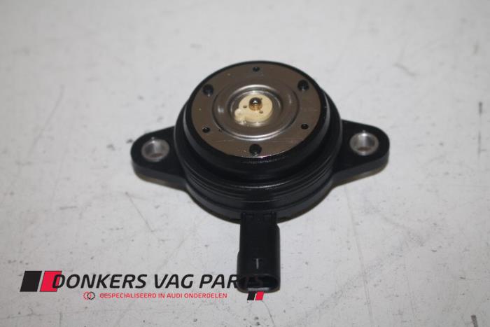 Gebruikte Sensor Nokkenas Audi RS 4 Avant (B9) 2.9 V6 TFSI 24V Prijs € 20,00 Inclusief btw aangeboden door Donkers VAG Parts