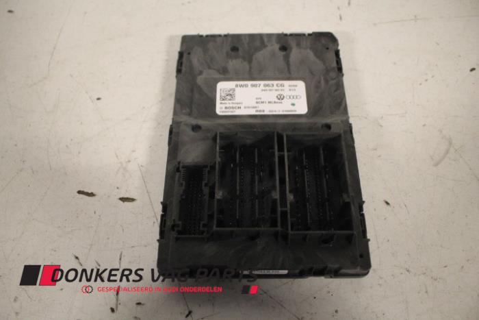 Gebruikte Bodycontrol Module Audi RS 4 Avant (B9) 2.9 V6 TFSI 24V Prijs € 72,60 Inclusief btw aangeboden door Donkers VAG Parts