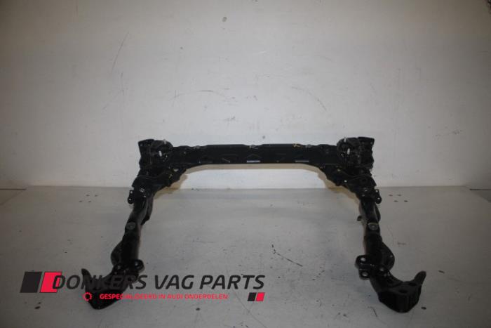 Gebruikte Subframe Audi RS7 Sportback (4GA/4GF) 4.0 V8 TFSI 32V Prijs € 400,03 Inclusief btw aangeboden door Donkers VAG Parts
