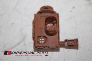 Gebruikte Sensor (overige) Audi S3 Limousine (8VM/8VS) 2.0 TFSI 16V Prijs € 35,00 Margeregeling aangeboden door Donkers VAG Parts