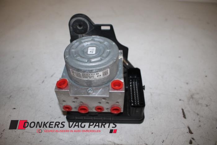 Gebruikte ABS Pomp Audi S3 Limousine (8VM/8VS) 2.0 TFSI 16V Prijs € 100,00 Margeregeling aangeboden door Donkers VAG Parts