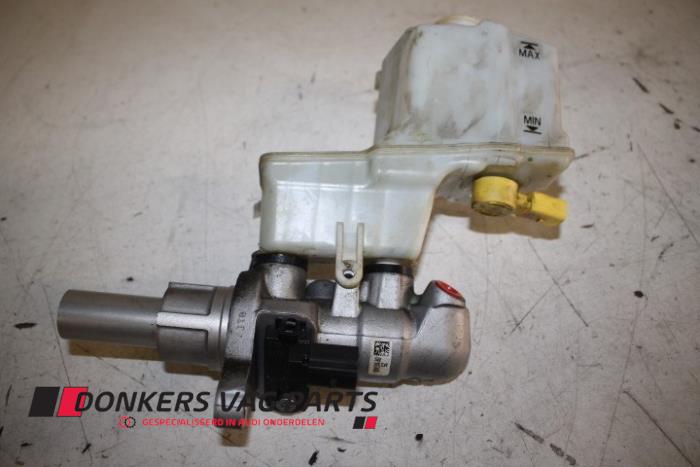 Gebruikte Hoofdremcilinder Audi S3 Limousine (8VM/8VS) 2.0 TFSI 16V Prijs € 75,00 Margeregeling aangeboden door Donkers VAG Parts