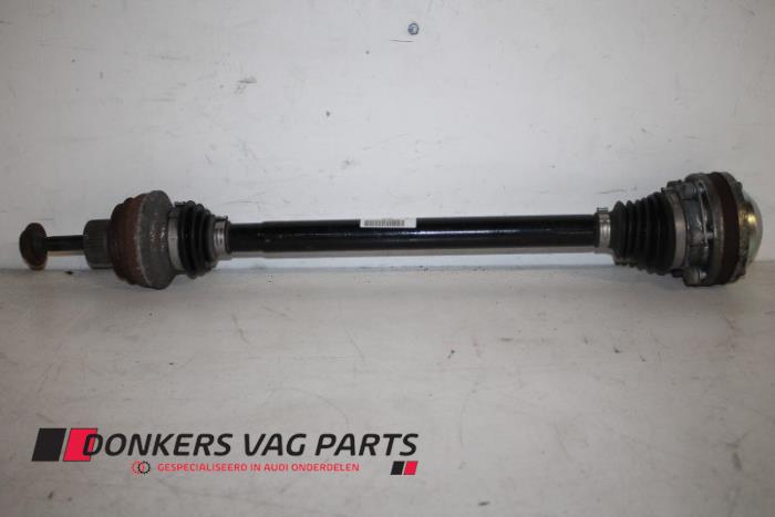 Gebruikte Aandrijfas links-achter Audi SQ5 (8RB) 3.0 TDI V6 24V Prijs € 30,00 Margeregeling aangeboden door Donkers VAG Parts