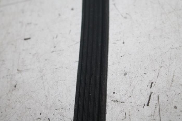 Multiriem van een Audi A5 (8T3) 1.8 TFSI 16V 2016