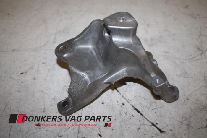 Gebruikte Motorsteun Audi S6 Avant (C7) 4.0 V8 TFSI Prijs € 20,00 Margeregeling aangeboden door Donkers VAG Parts