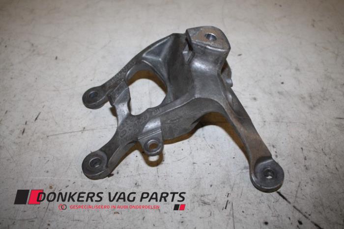 Gebruikte Motorsteun Audi S6 Avant (C7) 4.0 V8 TFSI Prijs € 20,00 Margeregeling aangeboden door Donkers VAG Parts