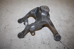 Gebruikte Motorsteun Audi S6 Avant (C7) 4.0 V8 TFSI Prijs € 20,00 Margeregeling aangeboden door Donkers VAG Parts
