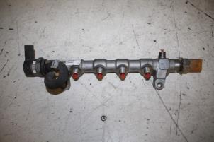 Gebruikte Brandstofverdeler Audi A5 Sportback (8TA) 2.0 TDI 16V Quattro Prijs € 250,00 Margeregeling aangeboden door Donkers VAG Parts