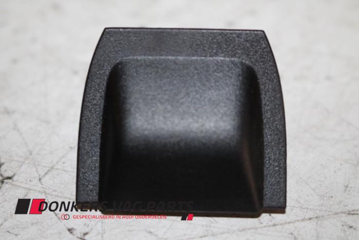 Gebruikte Lichtsensor Audi S8 (D4) 4.0 V8 TFSI 32V Prijs € 17,00 Inclusief btw aangeboden door Donkers VAG Parts