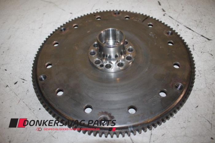 Gebruikte Starterkrans Audi RS 6 Avant (C7) 4.0 V8 TFSI 32V Prijs € 100,01 Inclusief btw aangeboden door Donkers VAG Parts