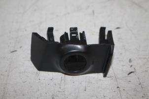 Gebruikte Pdc houder Audi A5 Prijs € 8,00 Margeregeling aangeboden door Donkers VAG Parts