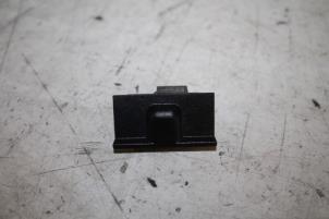 Gebruikte Lichtsensor Audi SQ5 (8RB) 3.0 TDI V6 24V Prijs € 10,00 Margeregeling aangeboden door Donkers VAG Parts