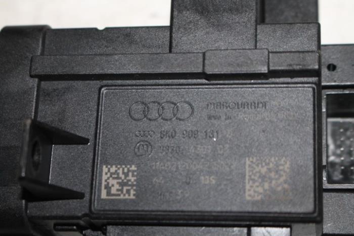 Contactslot Schakelaar van een Audi A4 Avant (B8) 2.0 TDI 16V 2014
