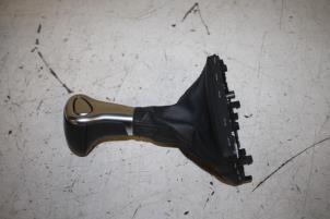 Gebruikte Versnellingspook Audi A5 Sportback (8TA) 2.0 TDI 16V Prijs € 30,00 Margeregeling aangeboden door Donkers VAG Parts