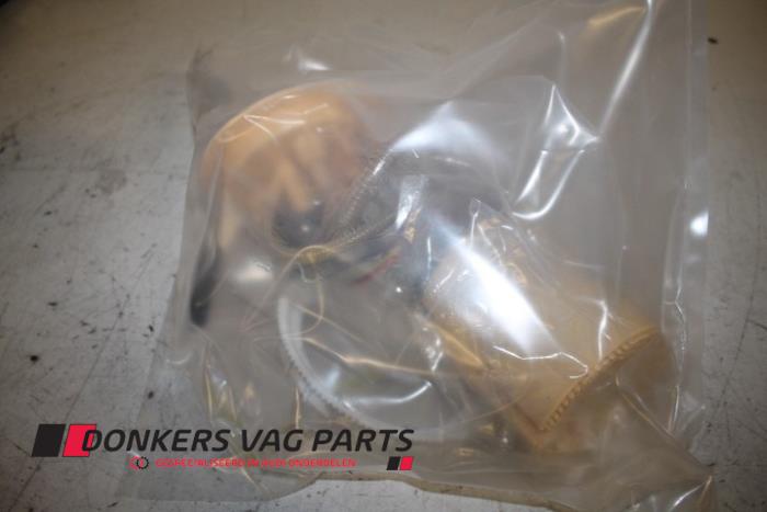 Gebruikte Tank element Pomp Audi A5 Sportback (8TA) 2.0 TDI 16V Prijs € 75,00 Margeregeling aangeboden door Donkers VAG Parts