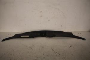 Gebruikte Bumperdeel midden-voor Audi Q5 (8RB) 3.0 TDI V6 24V Quattro Prijs € 12,00 Margeregeling aangeboden door Donkers VAG Parts